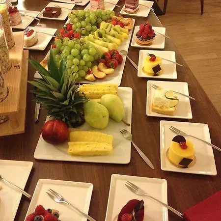 Am Hofgarten 3* Дюссельдорф