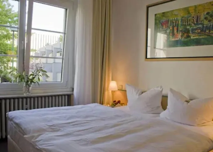 Am Hofgarten Дюссельдорф