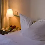 Am Hofgarten 3* Düsseldorf