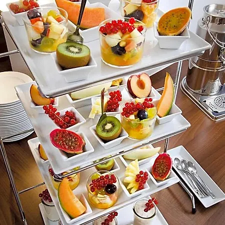 آم هوفغارتن 3*