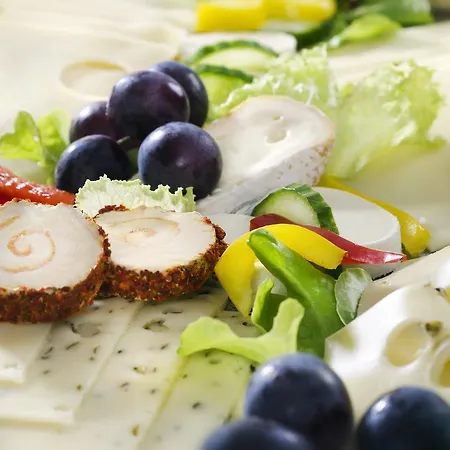 アム ホーフガルテン 3* デュッセルドルフ