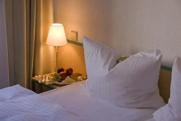 Am Hofgarten 3* Düsseldorf