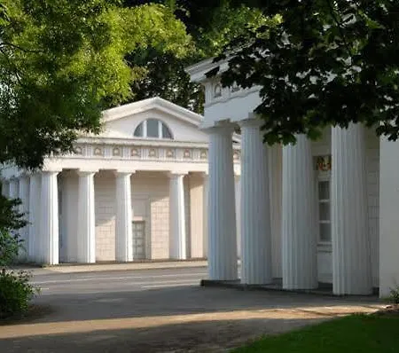 Am Hofgarten 3* Dusseldorf